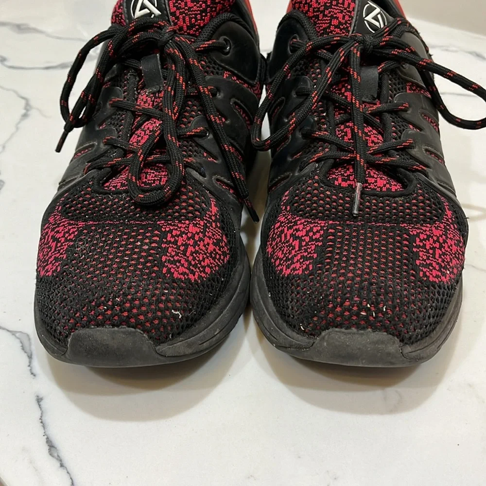 Zeba Hands-free men’s sneaker